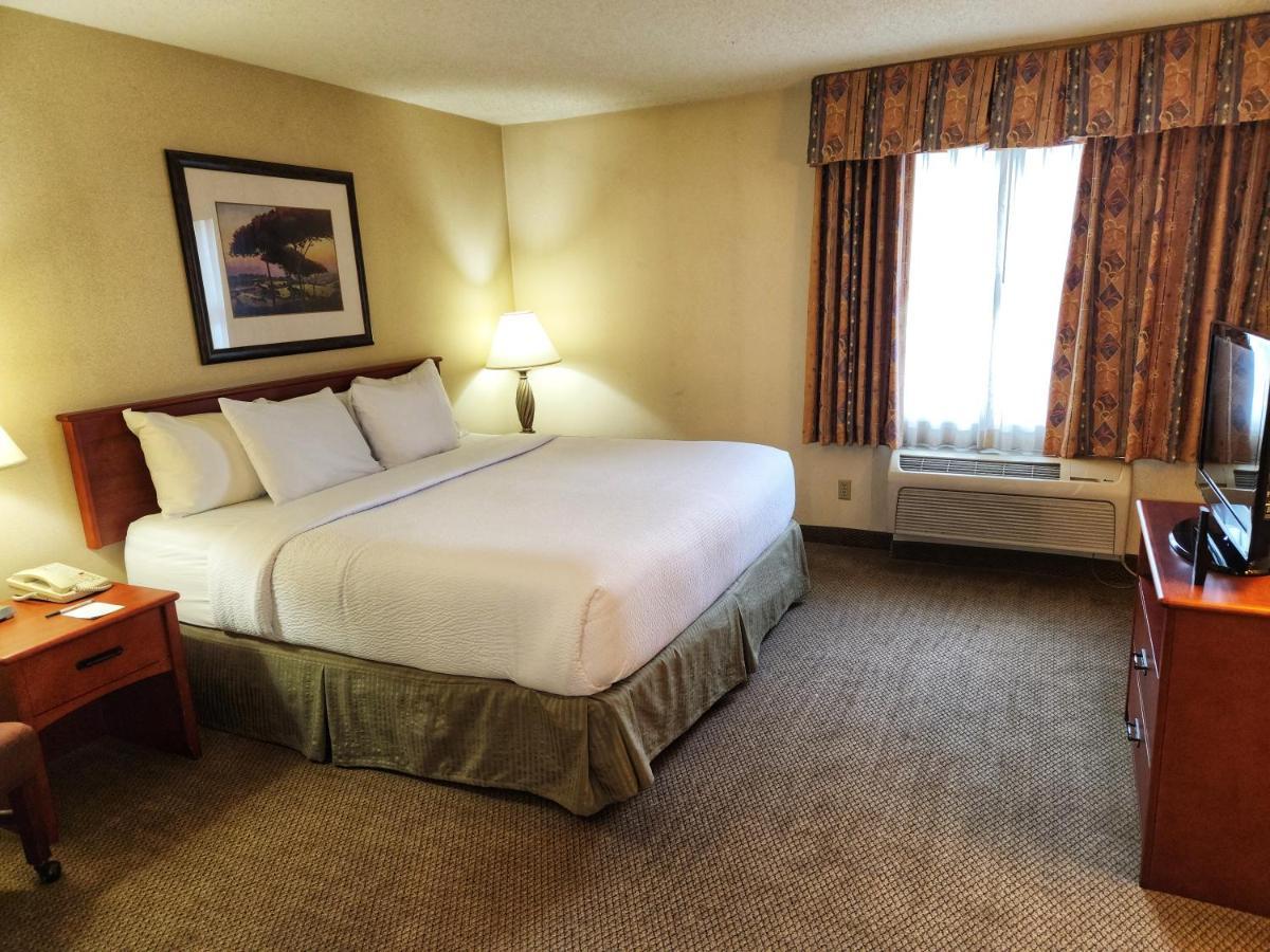 Hotel La Quinta By Wyndham Appleton College Avenue Exterior foto